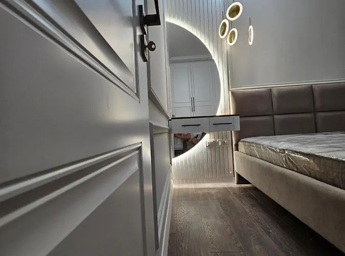 Adore Center Τίρανα