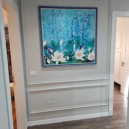 Adore Center Apartman *